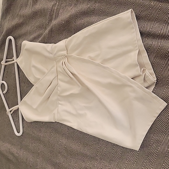 White faux leather jumpsuit (romper) - Picture 5 of 5